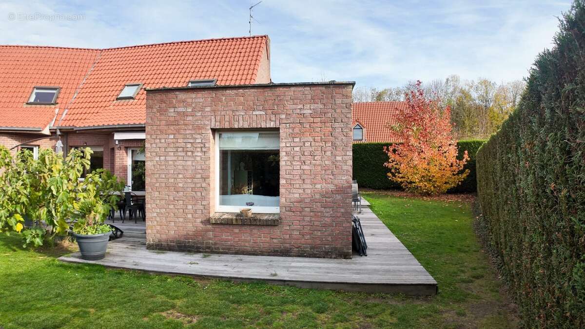 Maison à LYS-LEZ-LANNOY