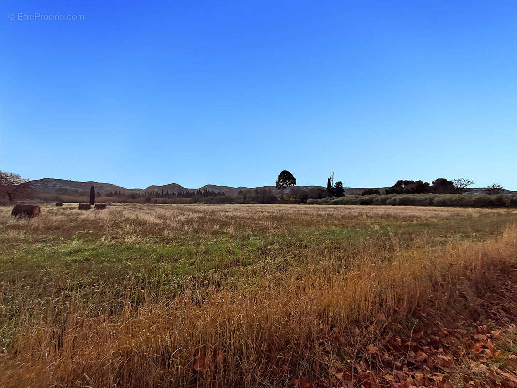 Maison à SAINT-VICTORET
