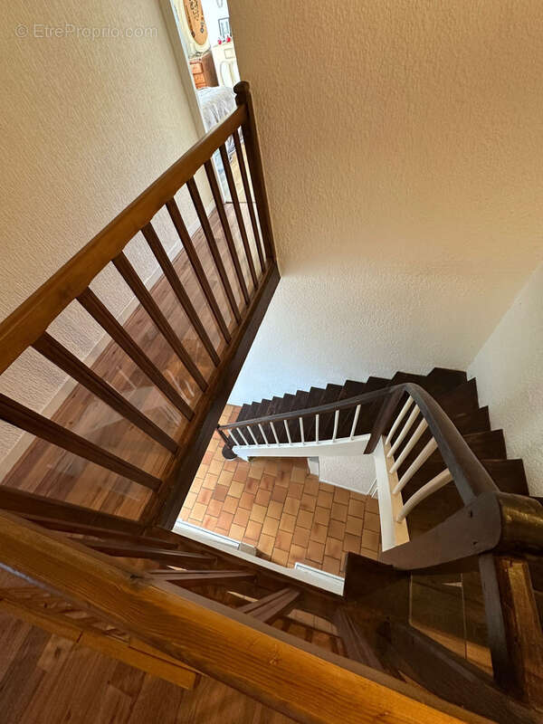 Maison à SAINT-CHRISTOPHE-DE-DOUBLE