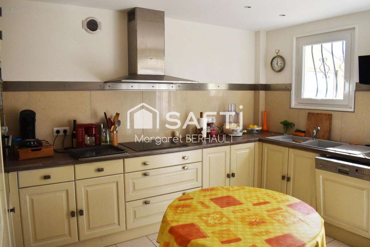 Photo 8 - Maison à URVILLE-NACQUEVILLE