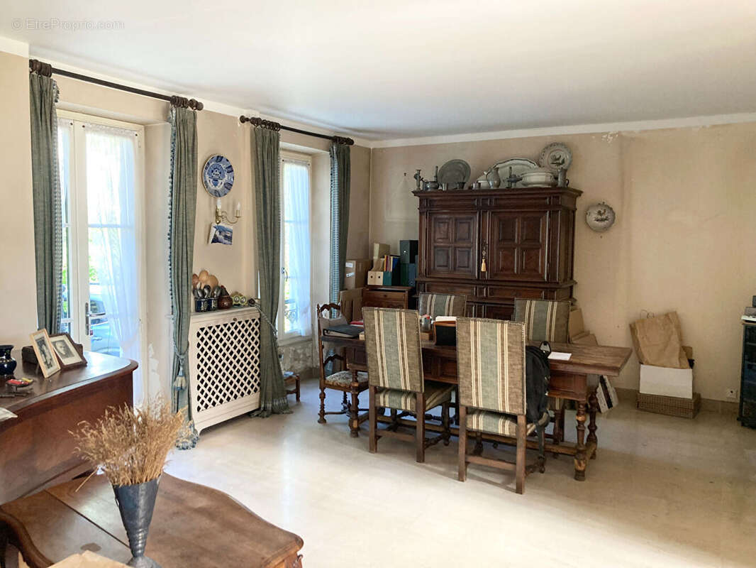 Maison à SAINT-GRATIEN