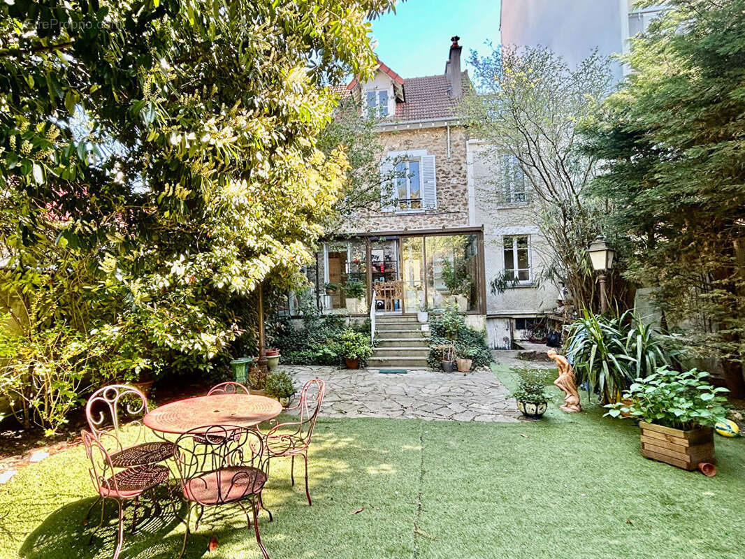 Maison à NOGENT-SUR-MARNE