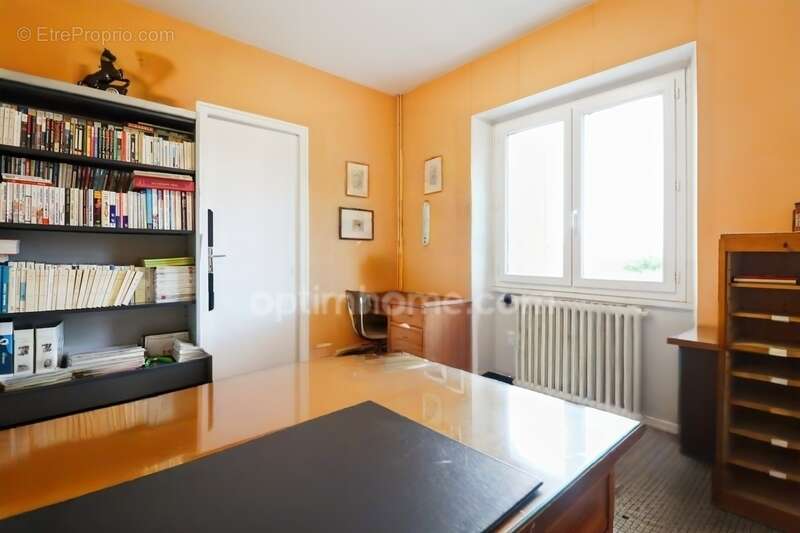 Maison à MAGNAC-LAVAL