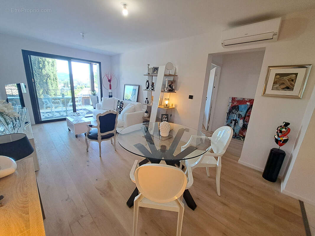 Appartement à VAISON-LA-ROMAINE