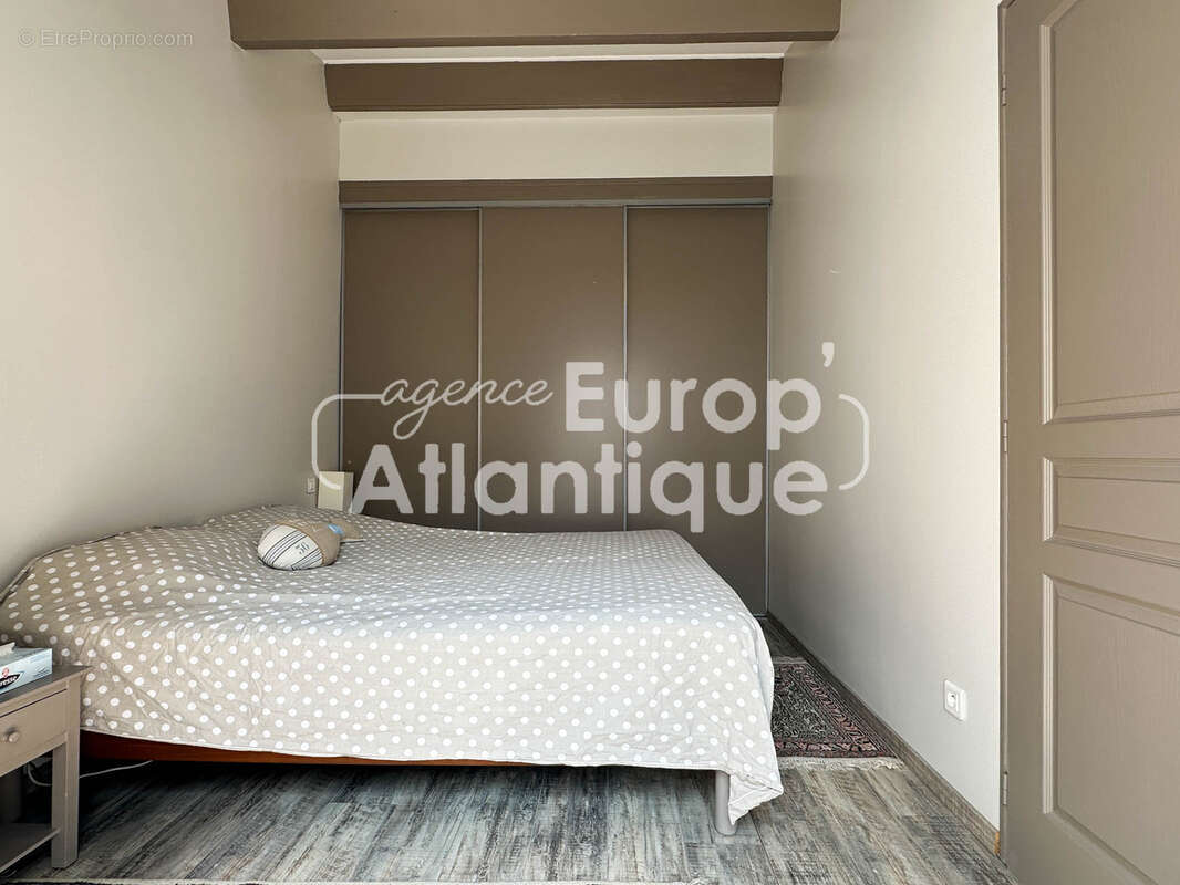 Maison à LES MATHES