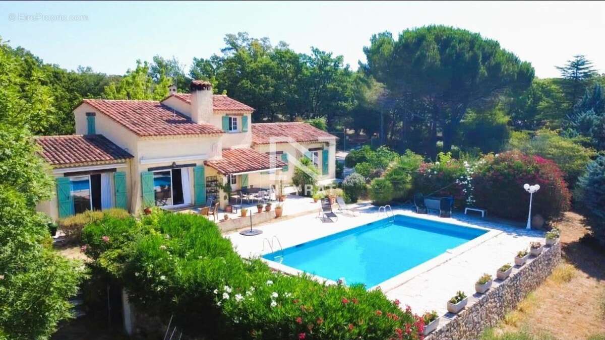 Maison provençale avec piscine et vue panoramique sur l'Estérel - photo 2