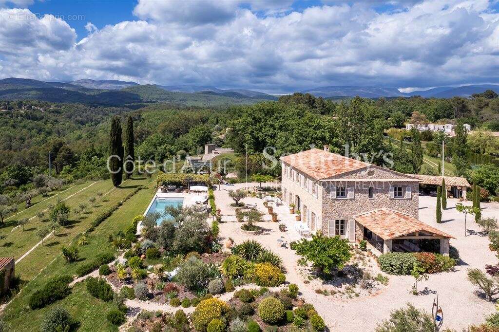 Bastide avec vue panoramique, proche du golf de Terre Blanche, Tourrettes, Provence - photo 10