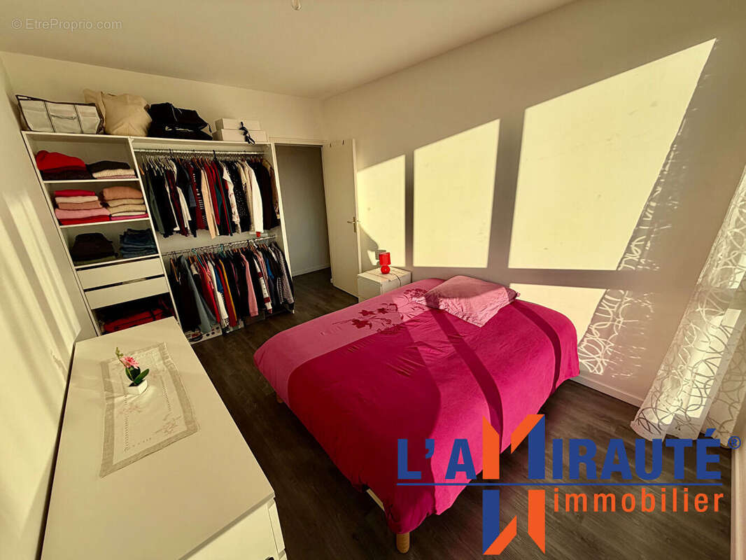 Appartement à SARTROUVILLE