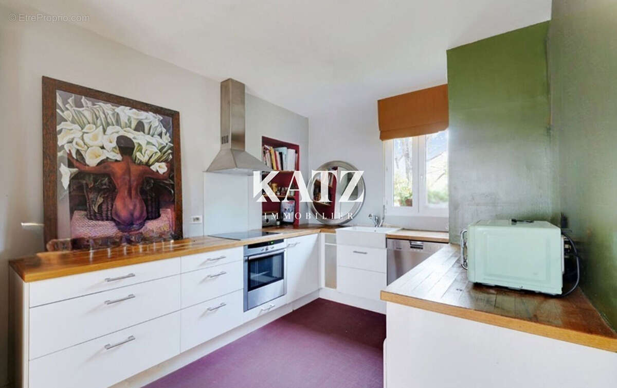 Appartement à GARCHES