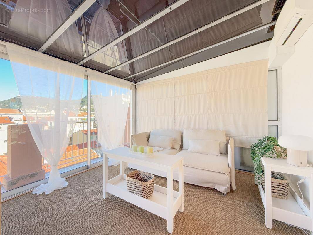 Appartement à NICE