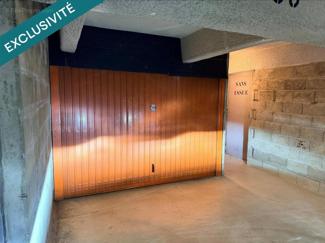 Photo 1 - Parking à PARIS-14E