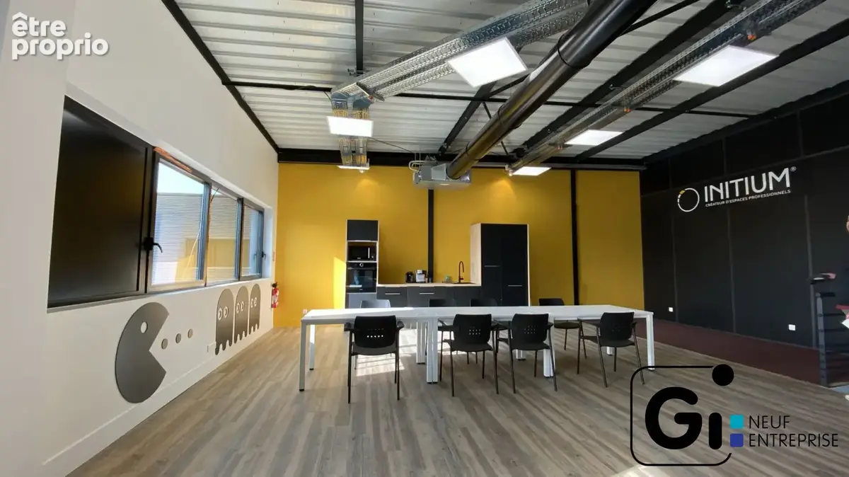 Commerce 371 m² à vendre à Sainte-Helene-Du-Lac (73800) - photo 2