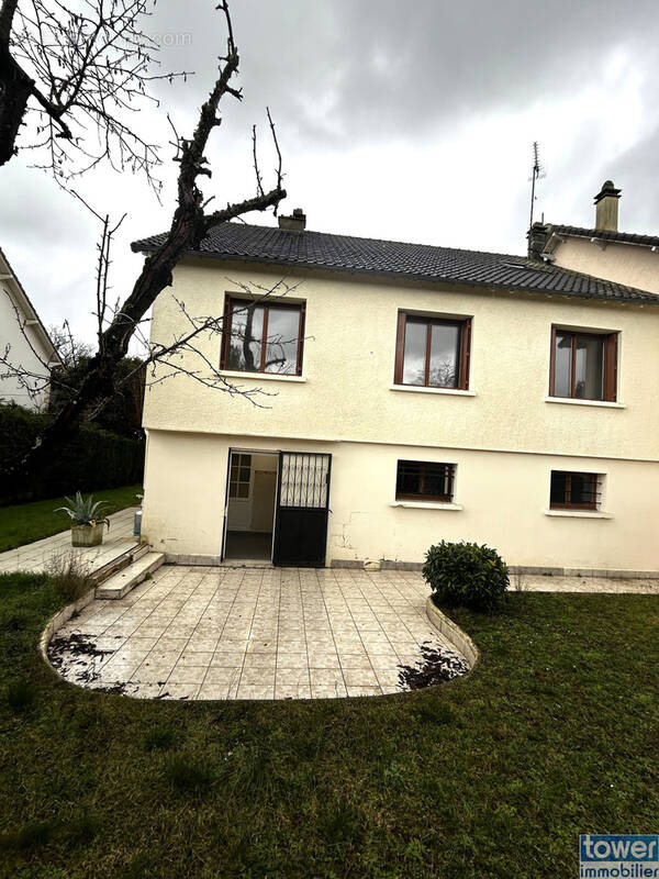 Maison à LES MUREAUX