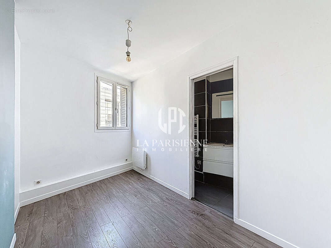 Appartement à PARIS-19E