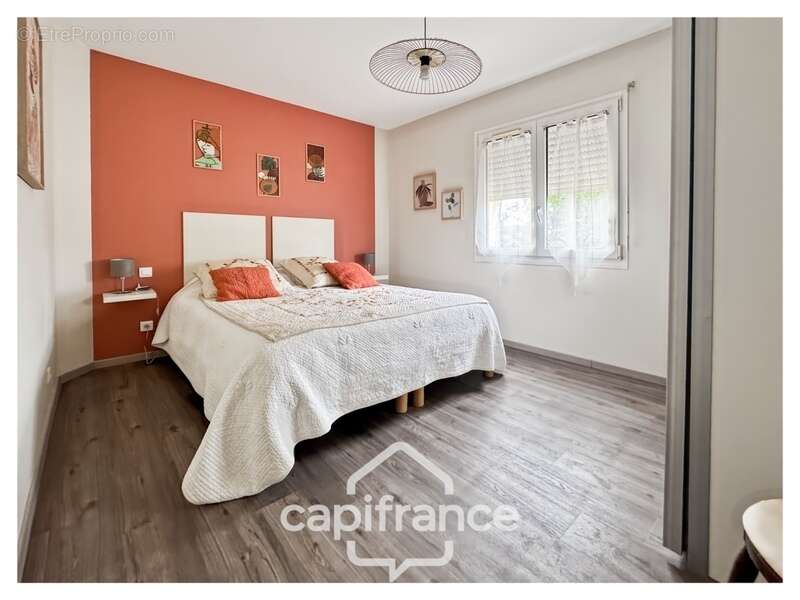 Maison à CASTELCULIER
