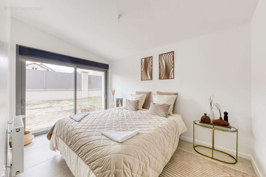 Maison à LE PLESSIS-BOUCHARD