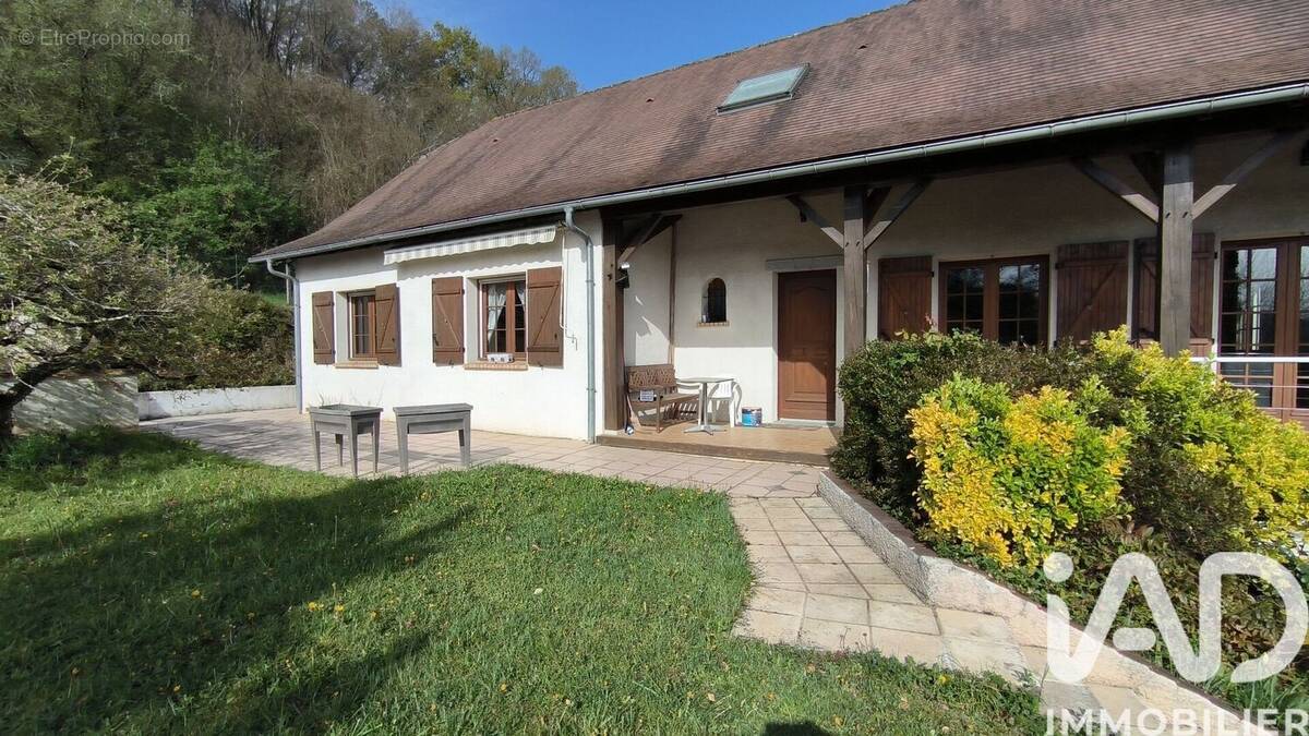 Photo 1 - Maison à ARBUS
