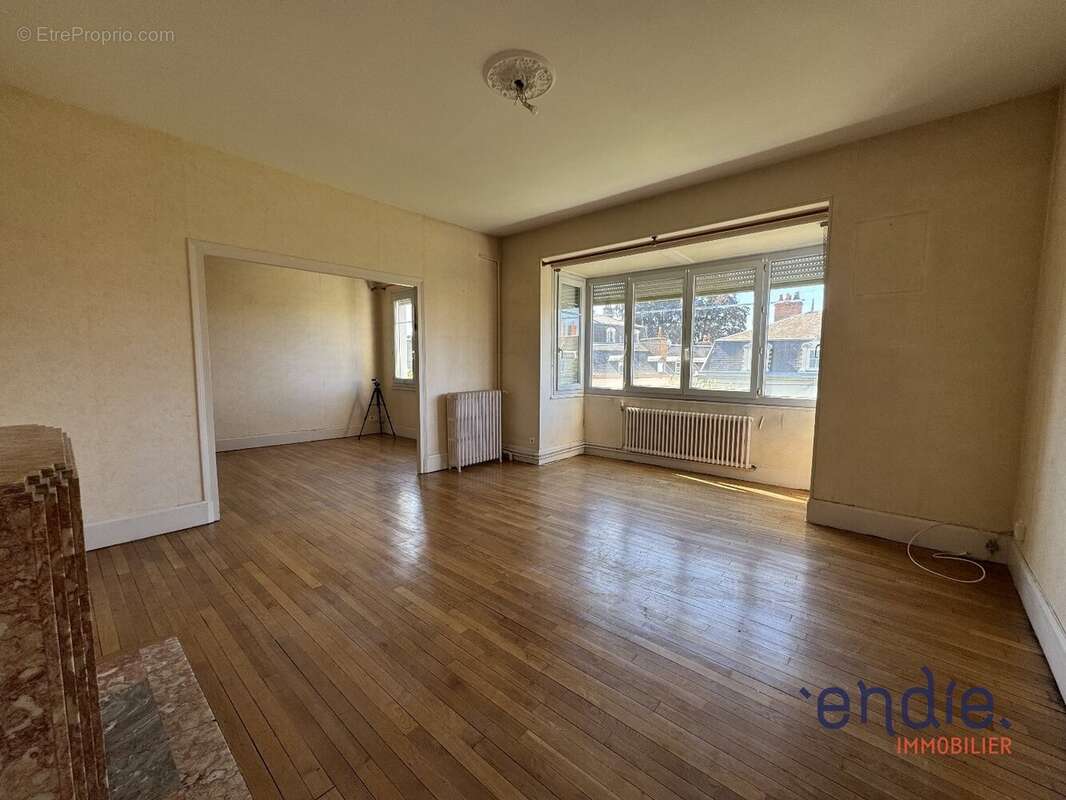 Appartement à MOULINS