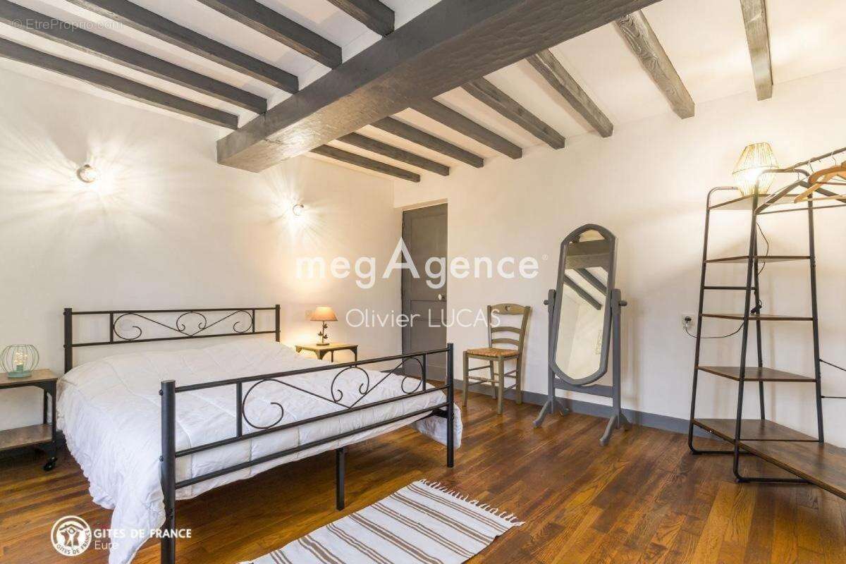 Maison à SAINT-ETIENNE-L&#039;ALLIER