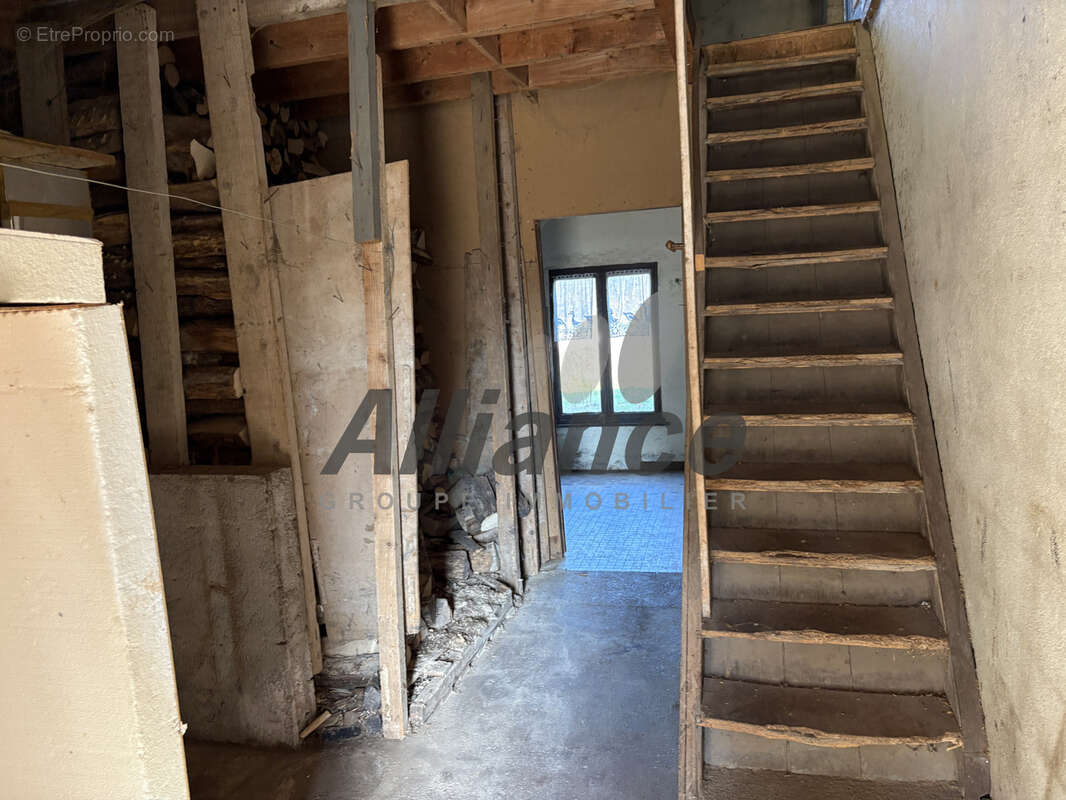 Maison à SAINT-SAUVEUR