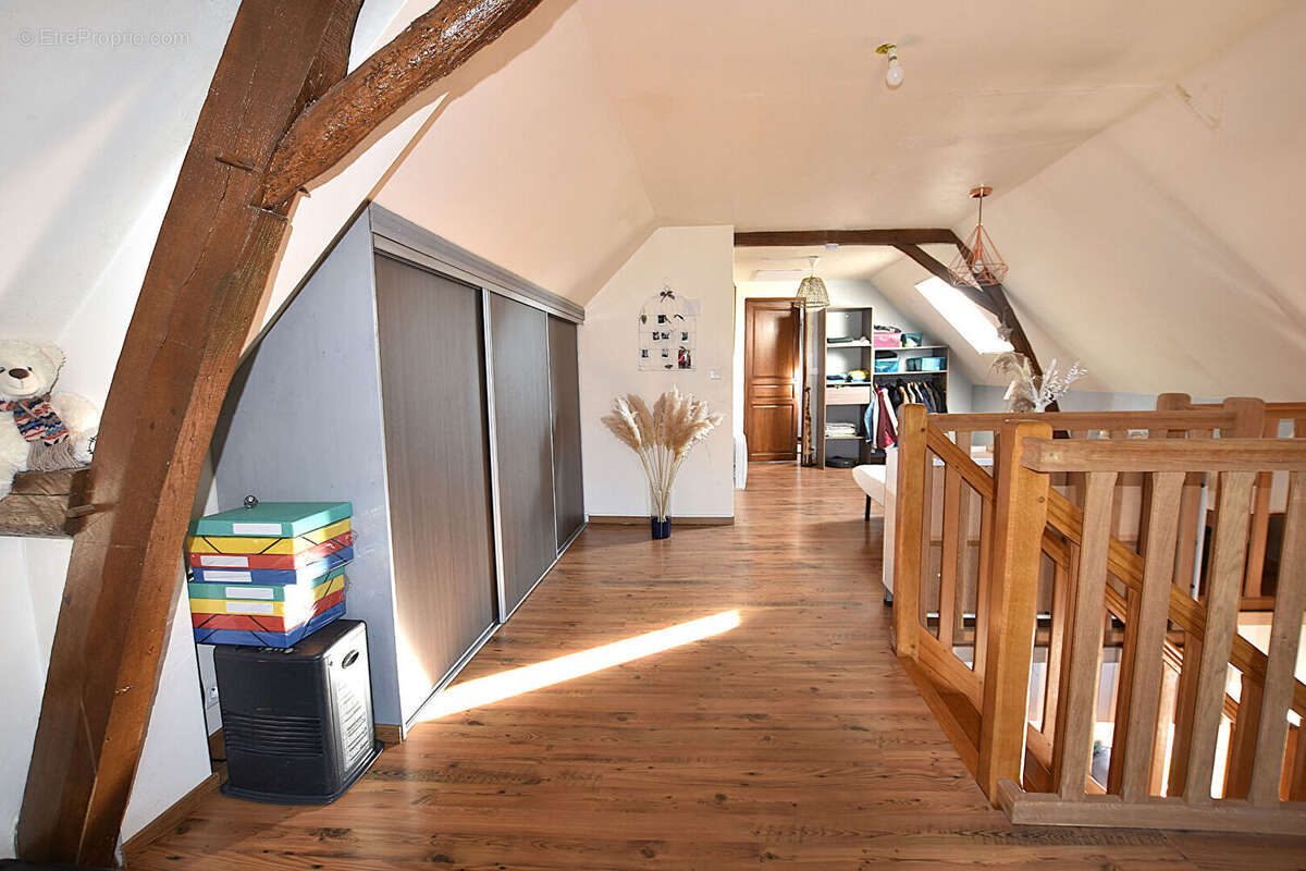 Maison à JALIGNY-SUR-BESBRE