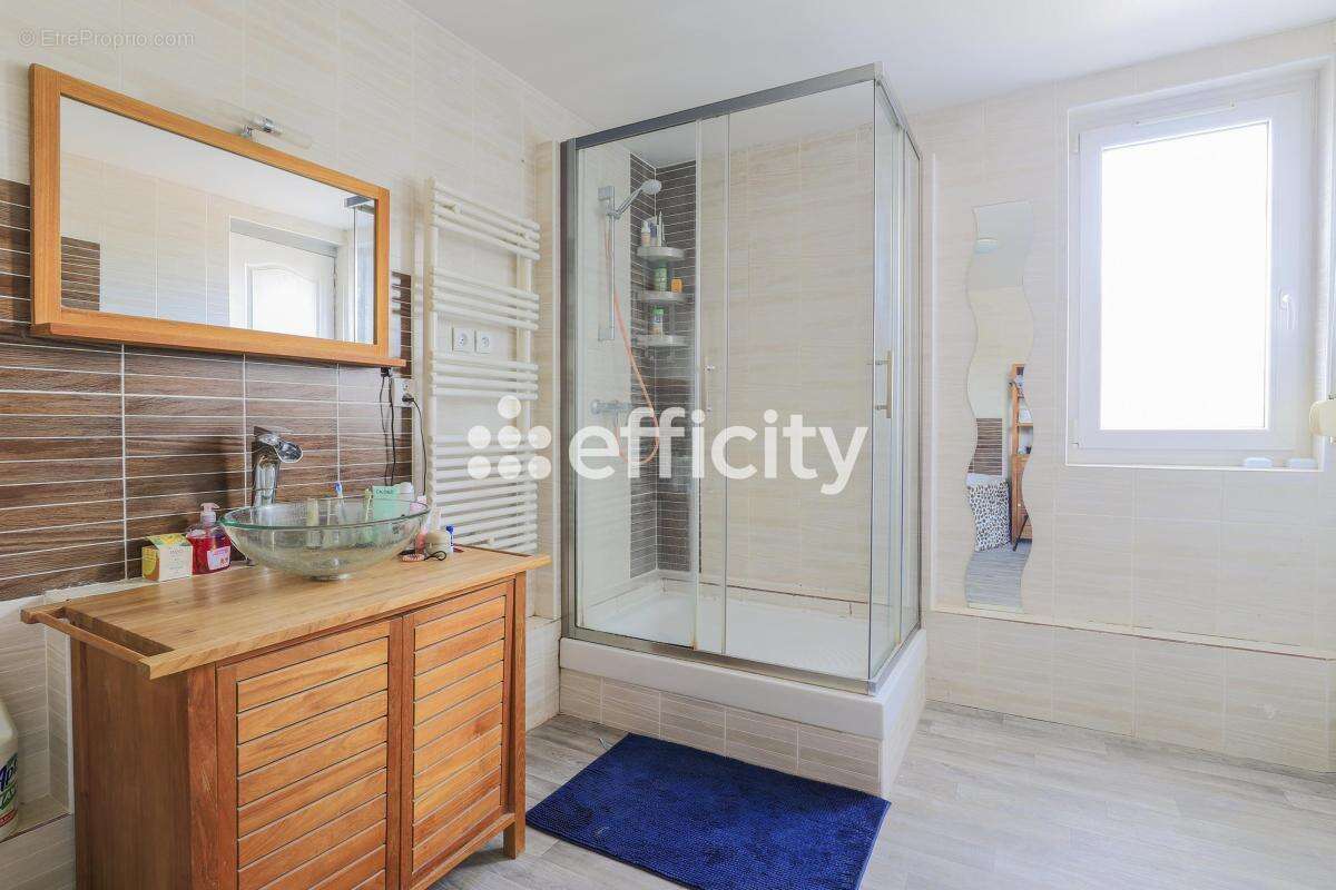 Maison à WAMBRECHIES