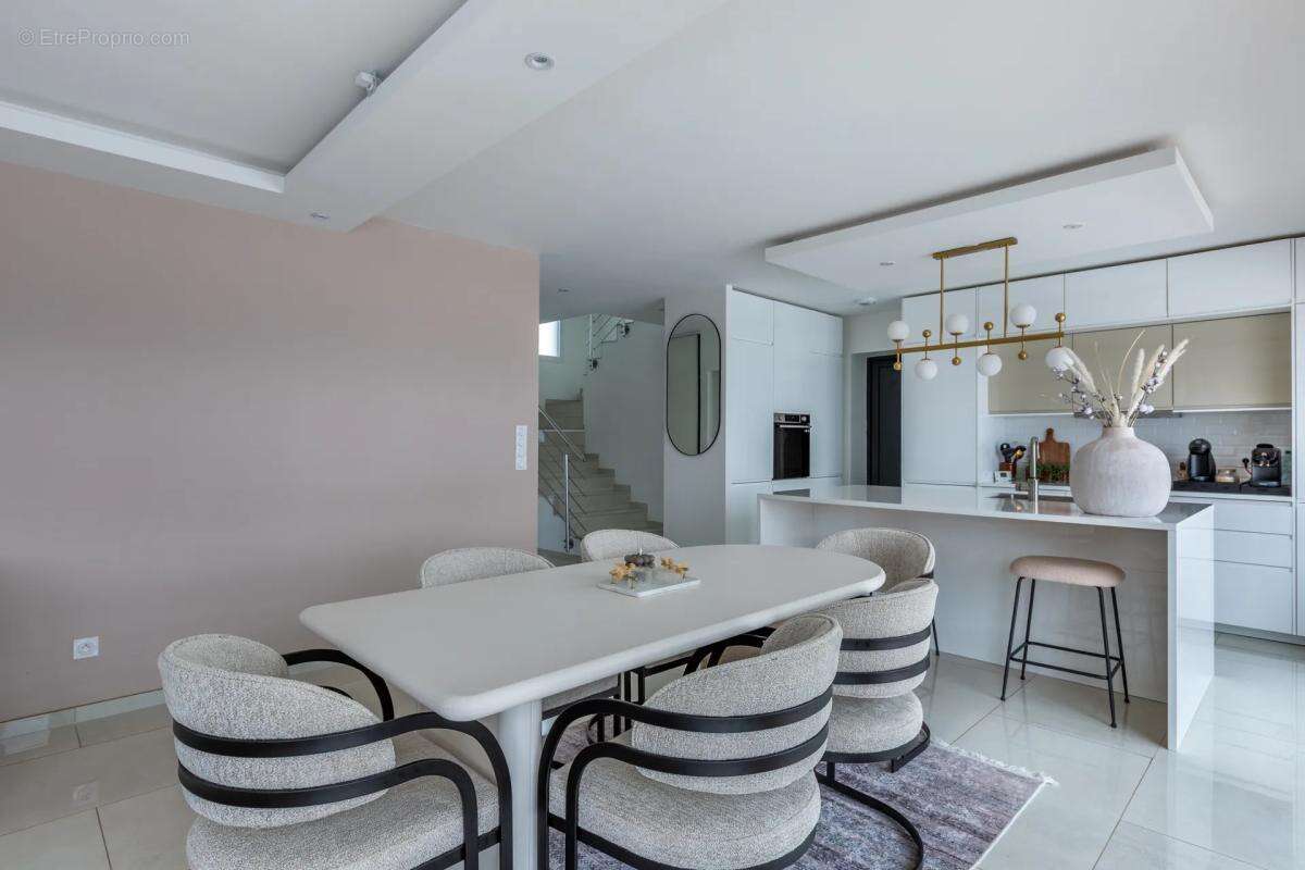 Maison à LA GRAND-CROIX