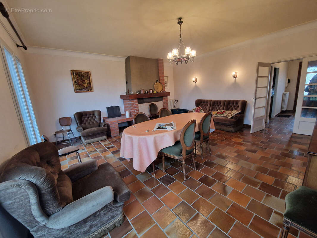 Maison à CINTEGABELLE