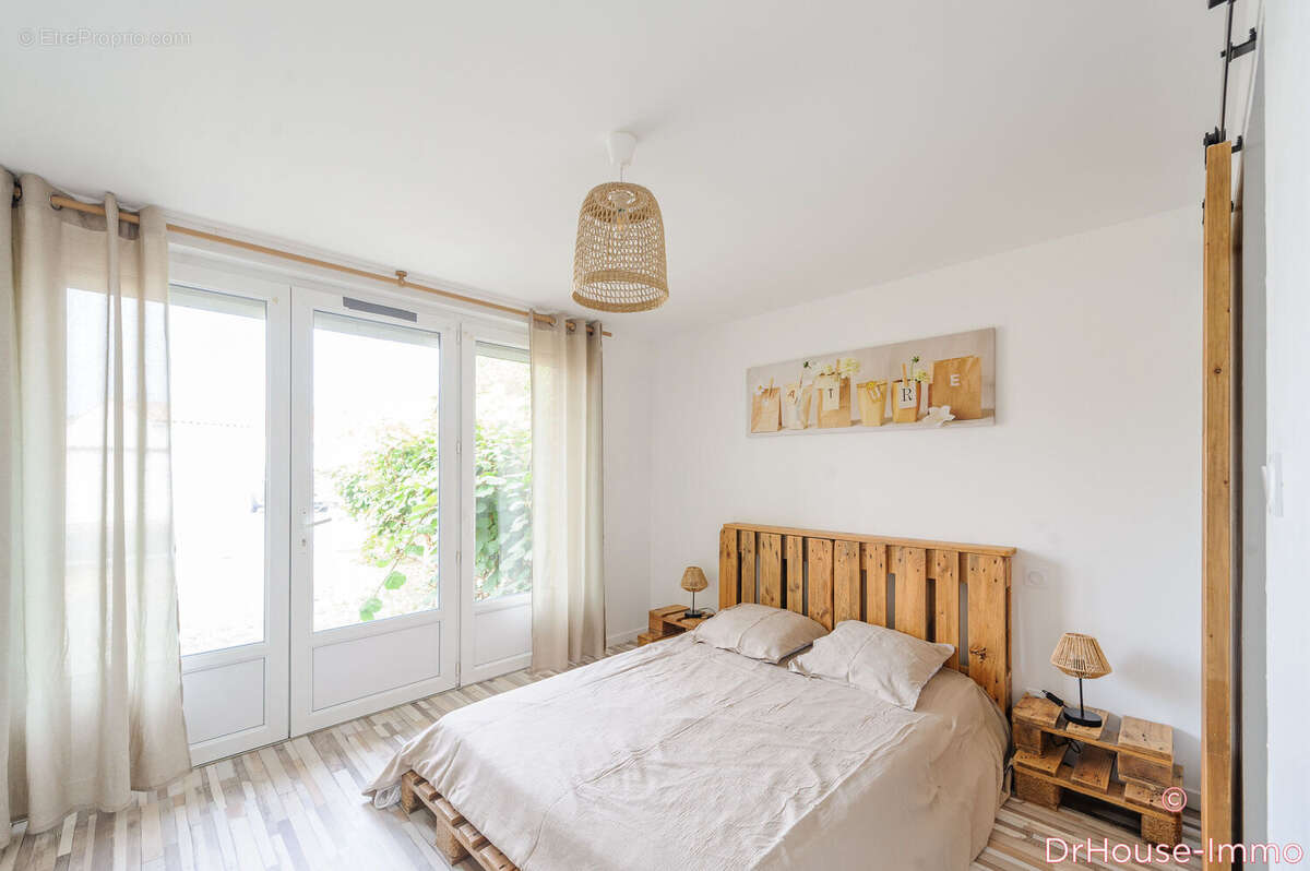 Appartement à ANGOULINS