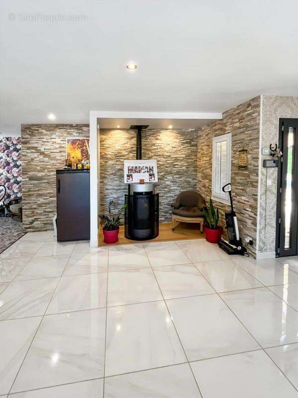 Maison à MIGNE-AUXANCES