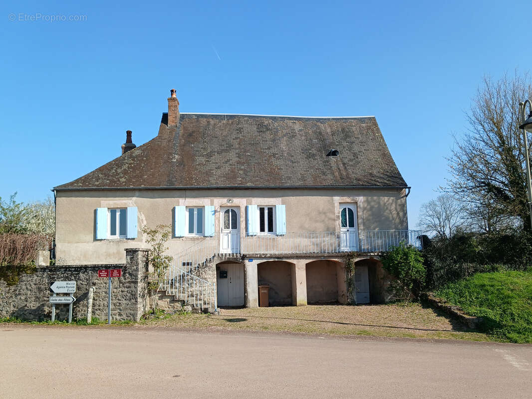 Maison à EPIRY