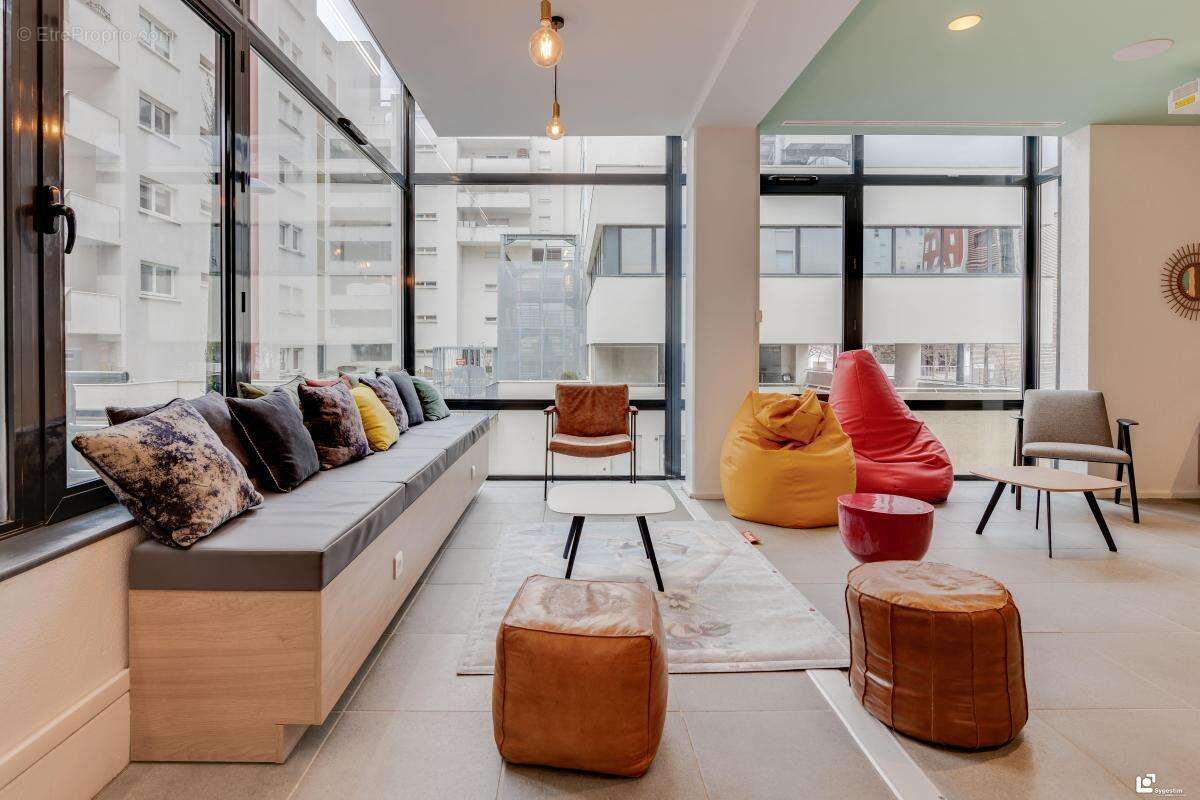 Vente - Appartement en résidence services - 3 pièces - 52,38 m² - photo 13