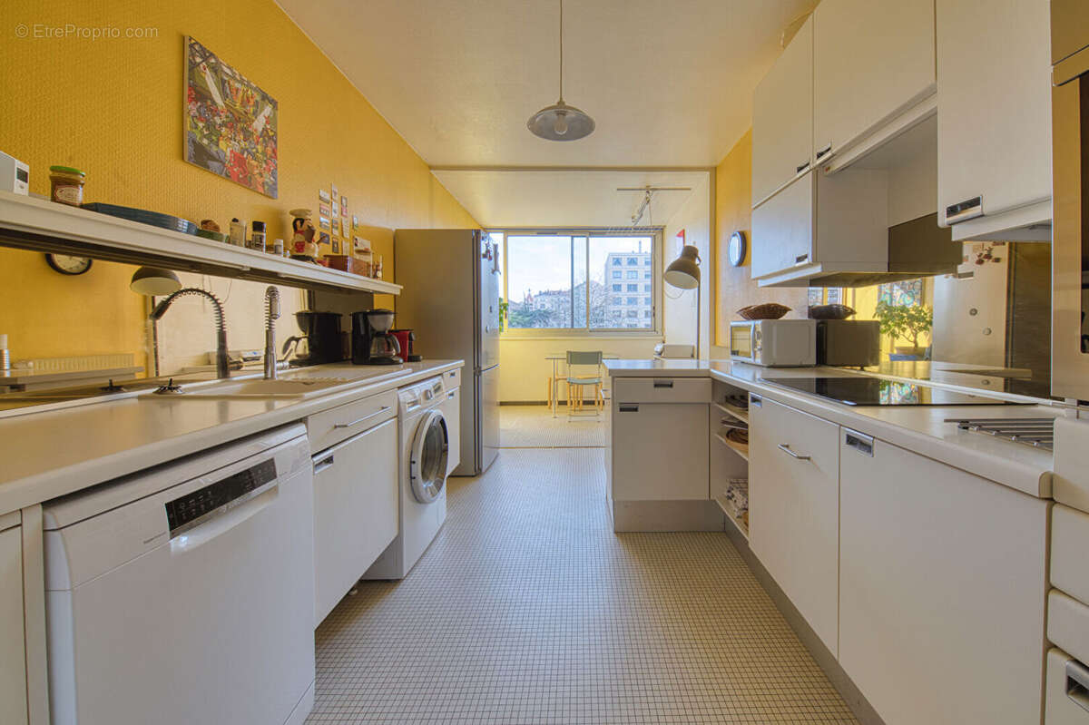 Appartement à LYON-4E