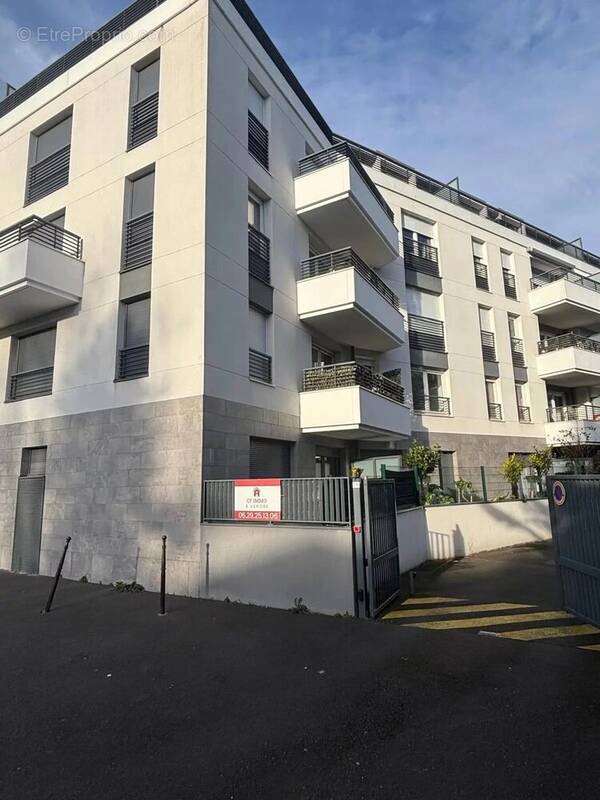 Appartement à LE PLESSIS-TREVISE