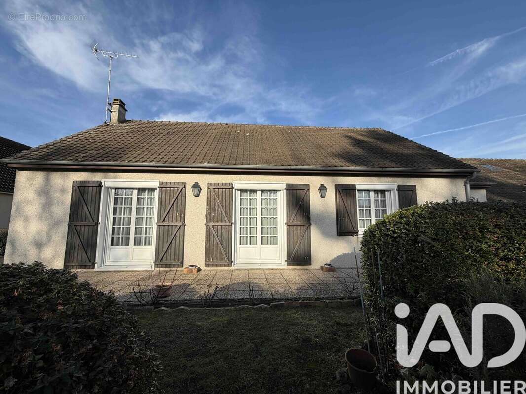 Photo 3 - Maison à SAINT-PIERRE-LES-NEMOURS