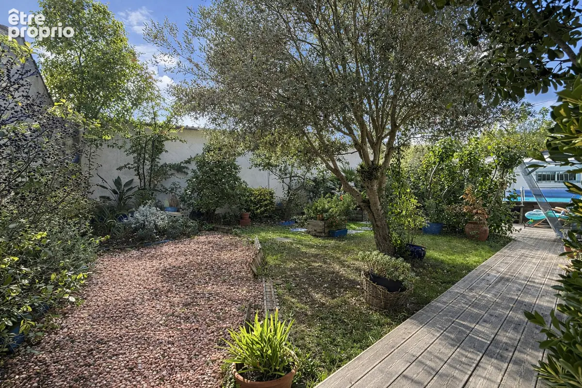 La rochelle maison plain pied avec piscine - photo 12