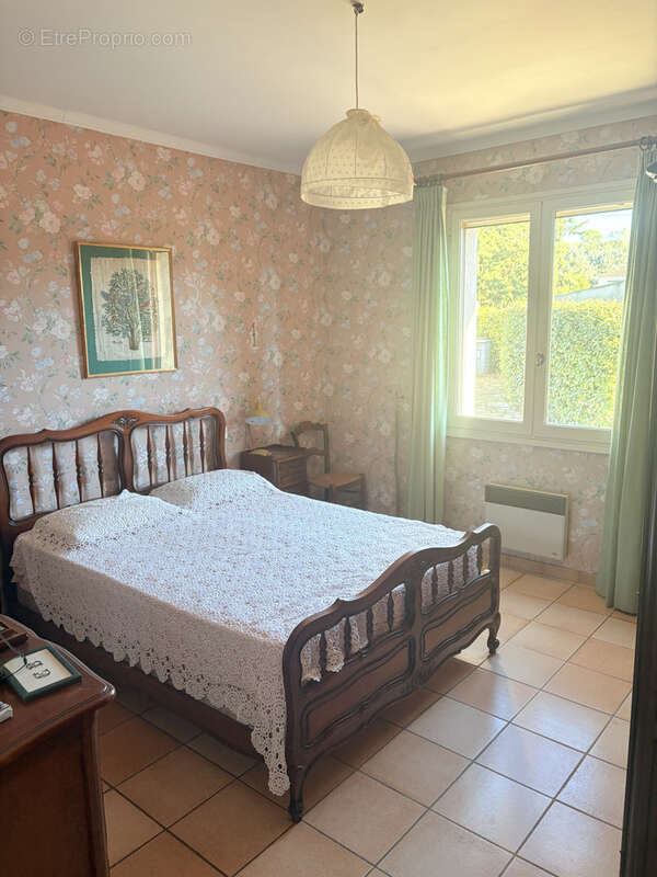 Maison à VILLEVIEILLE