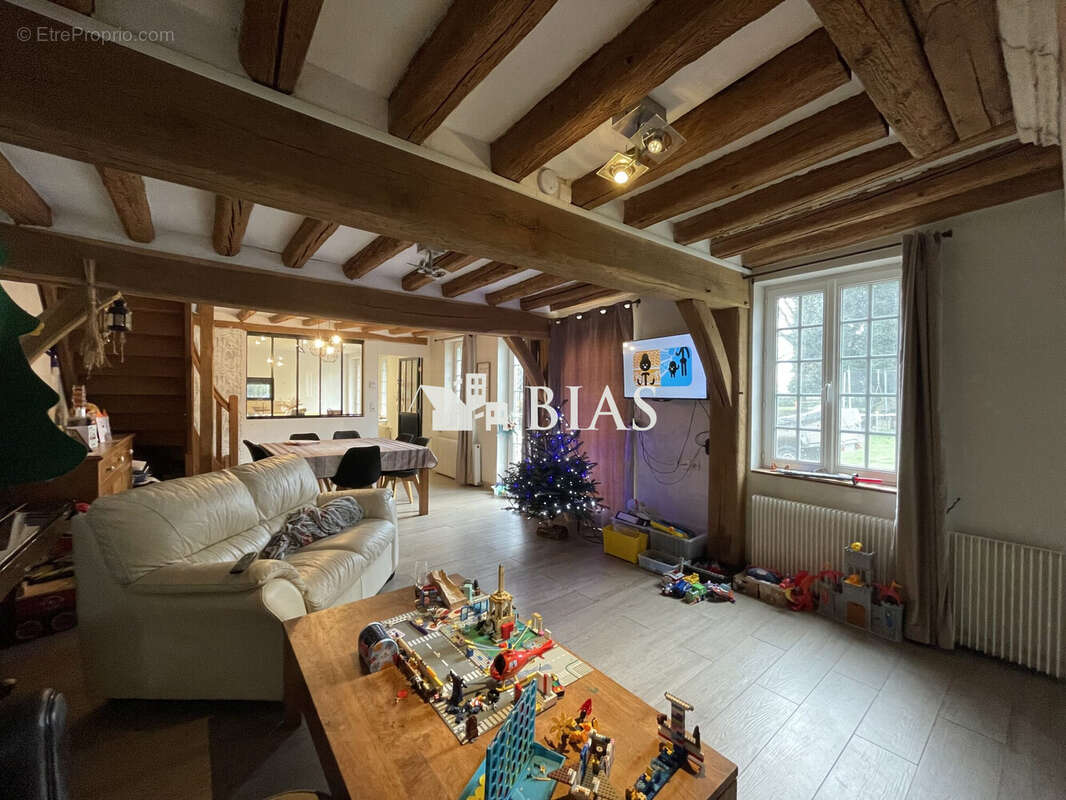 Maison à BEAUMONT-LE-ROGER