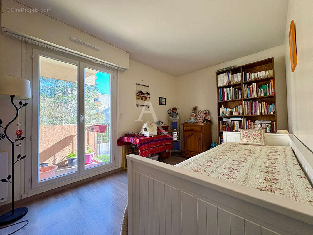 Appartement à GIF-SUR-YVETTE