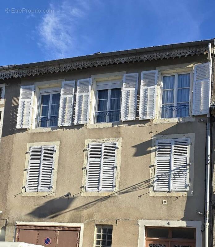 Façade avant - Appartement à PONT-A-MOUSSON
