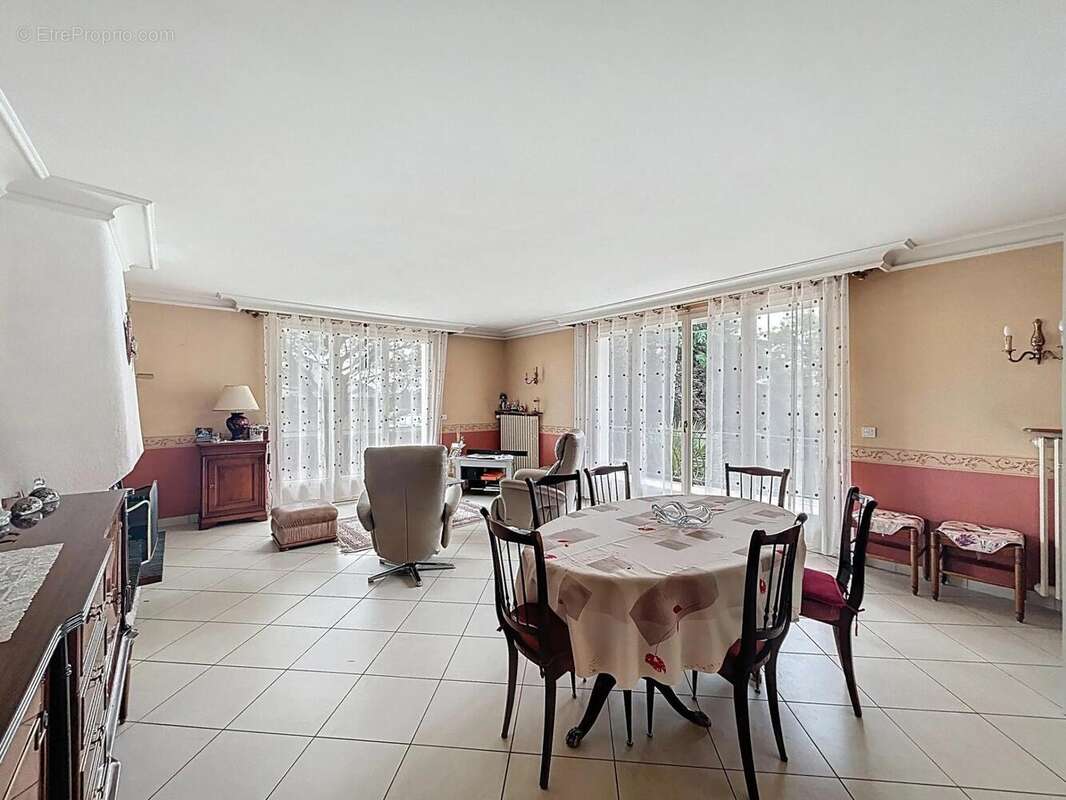 Photo 5 - Maison à LE LOUROUX-BECONNAIS