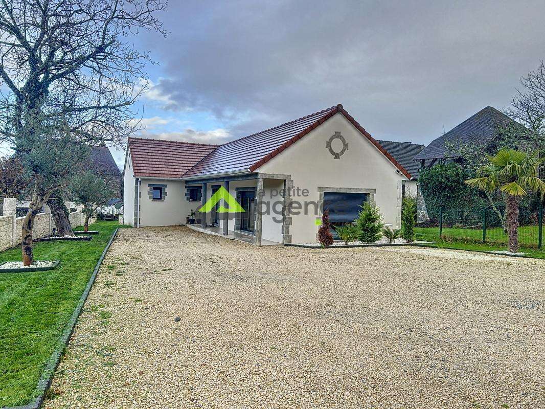 Maison à AHUN
