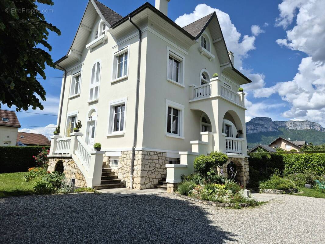 Photo 1 - Maison à LA RAVOIRE