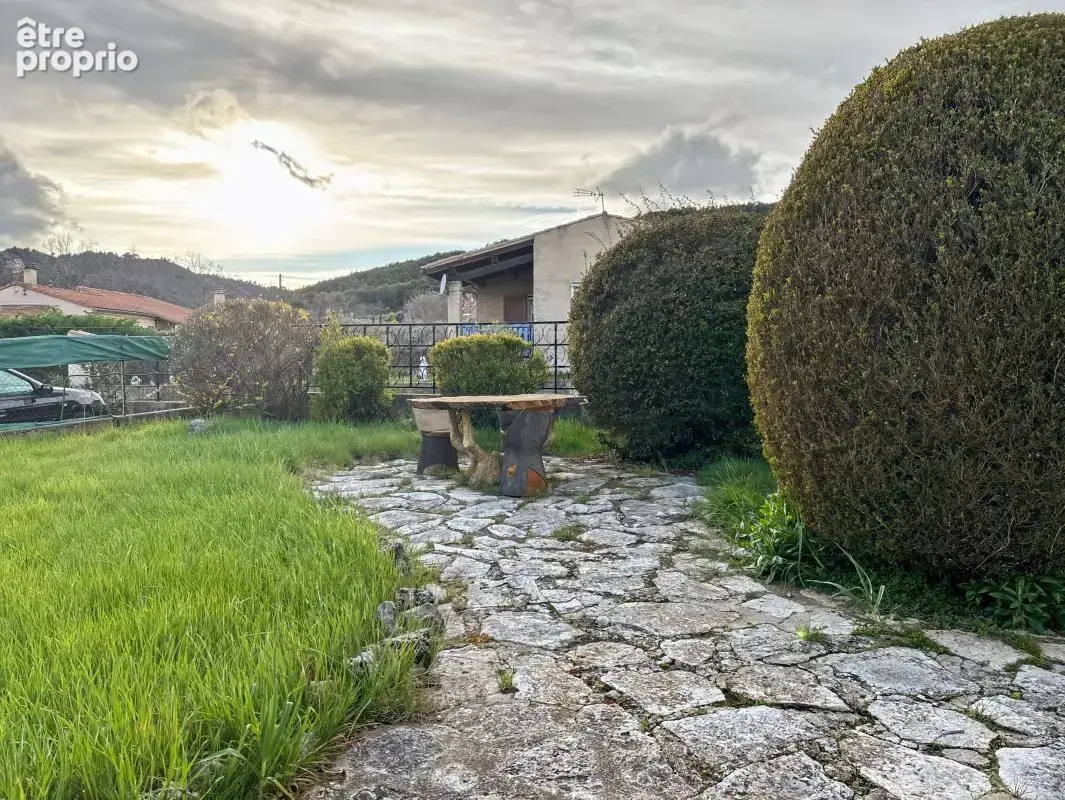 EXCLUSIVITÉ ORPI. Maison de charme 128 m² – Vue exceptionnelle sur les Pénitents – Peyruis - photo 5