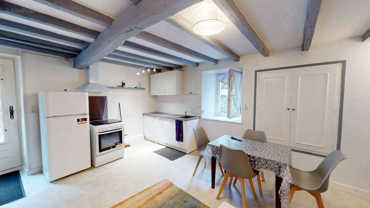 Maison à LIVET-ET-GAVET