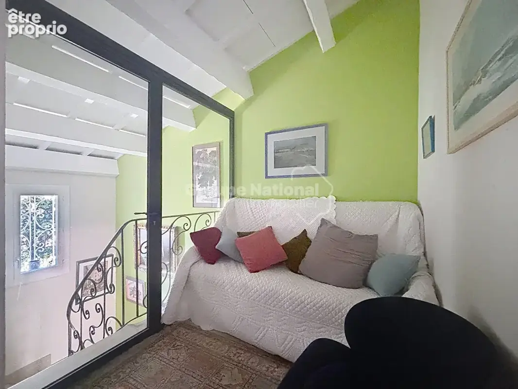 APT - vue panoramique et beaux volumes - photo 14