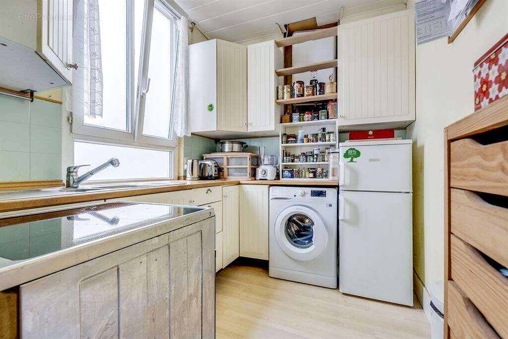 Appartement à PARIS-12E