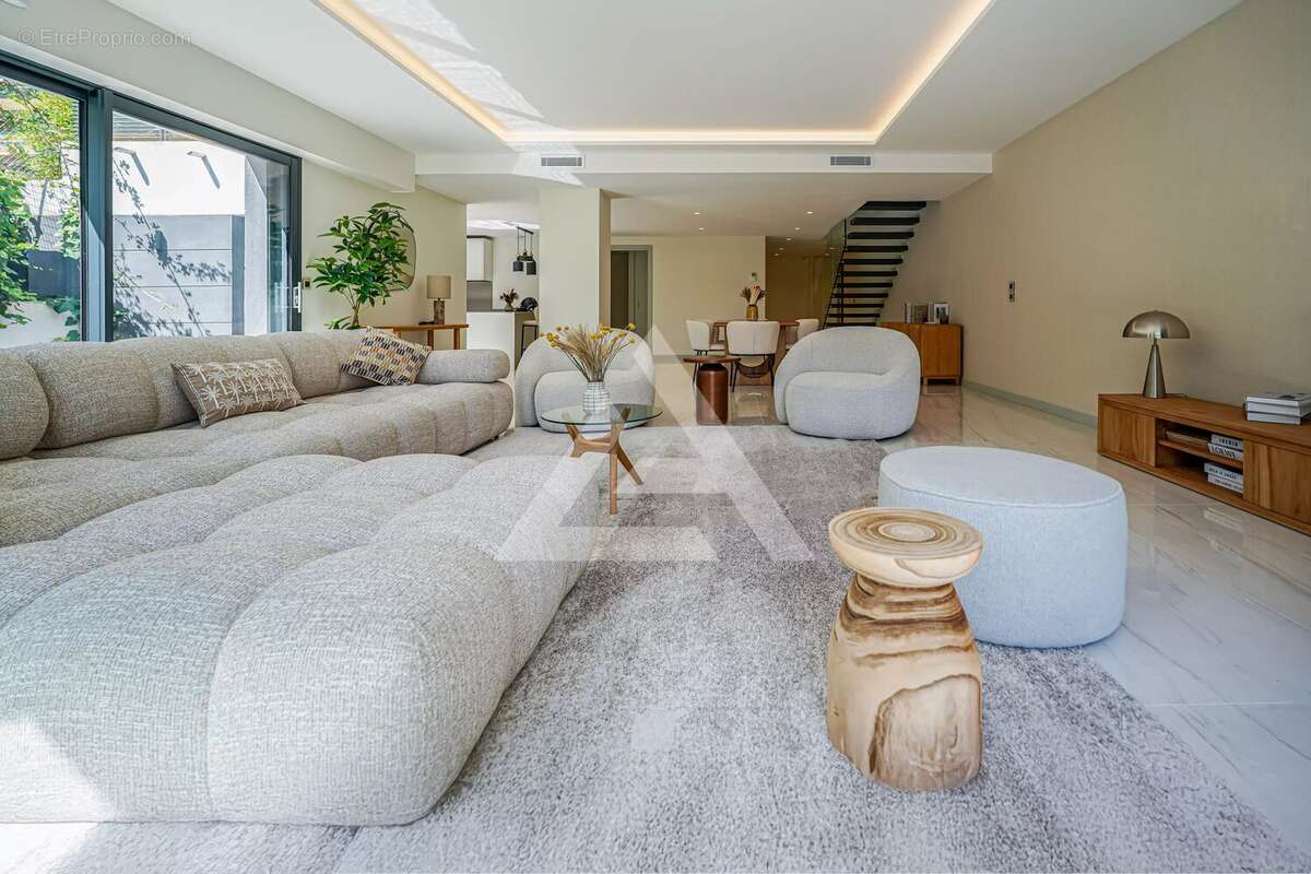 Appartement à SAINT-JEAN-CAP-FERRAT
