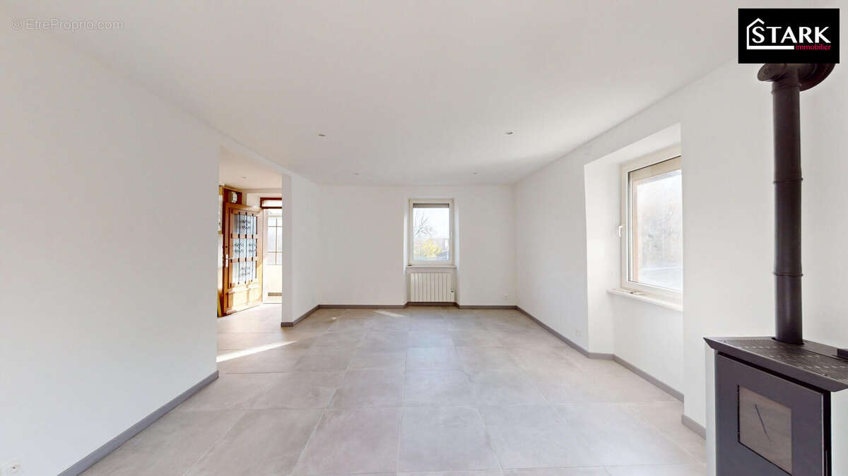 Maison à CHATENOIS-LES-FORGES