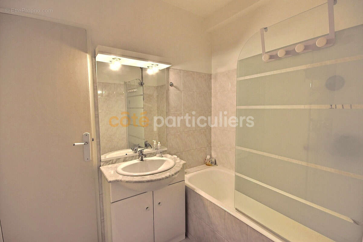 Appartement à CHATILLON